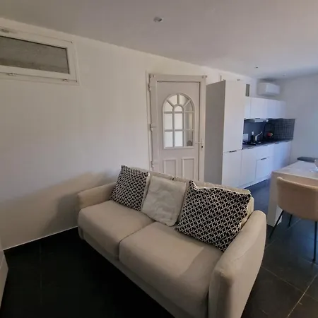 Apartament A 2 Pas De La Rogliano