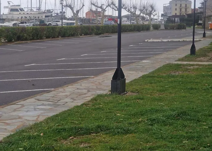 A 2 Pas De La